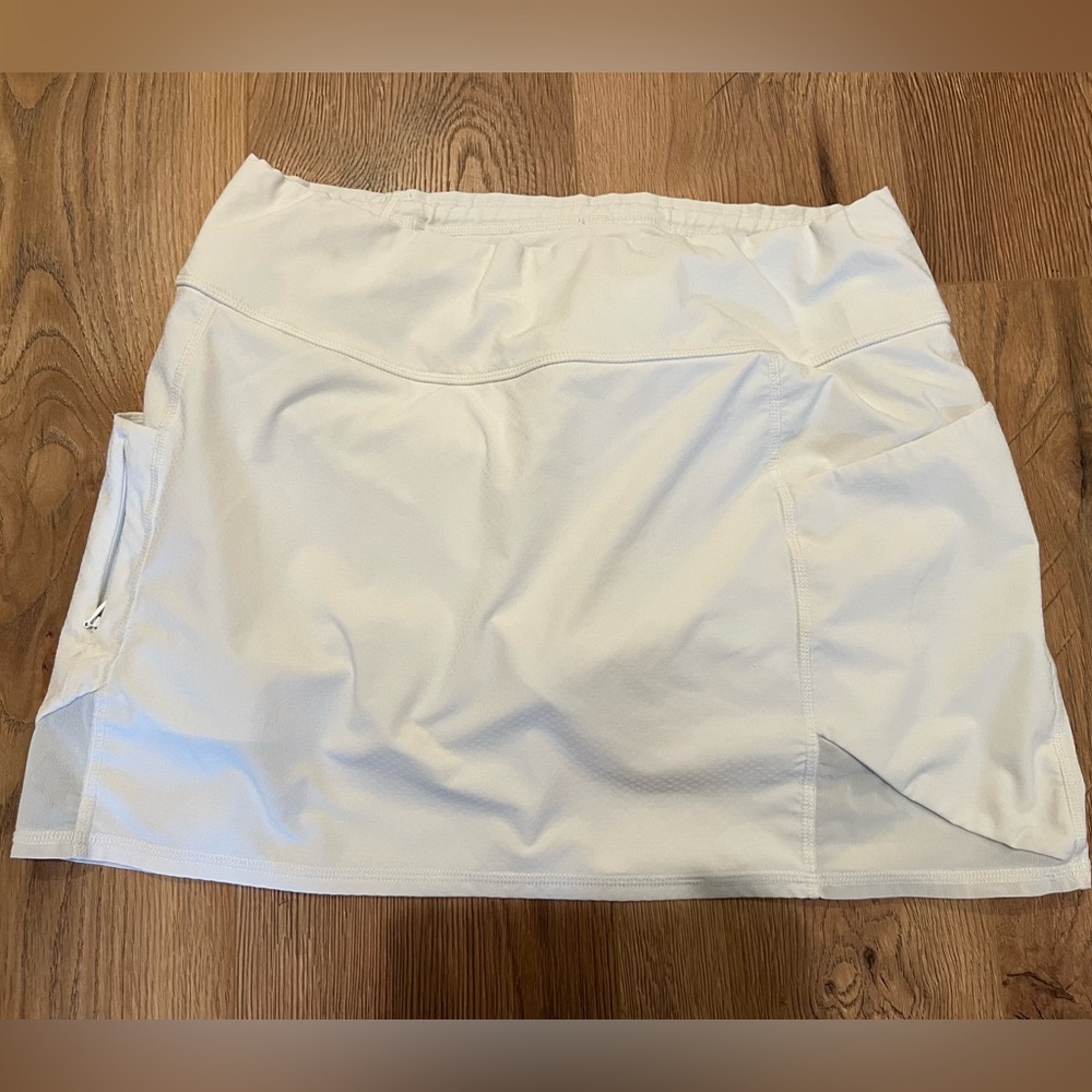 Athleta White Skort with Stash Pockets, White, Medium